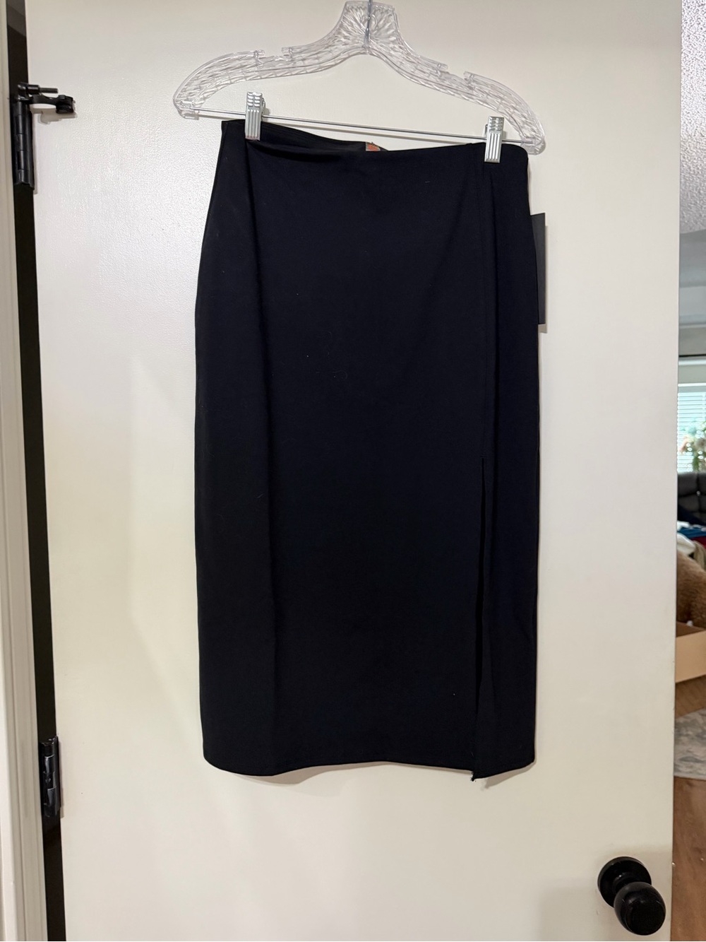 Mono b Classic Black Midi Pencil Skirt - Sleek Work-to-Evening Style L New